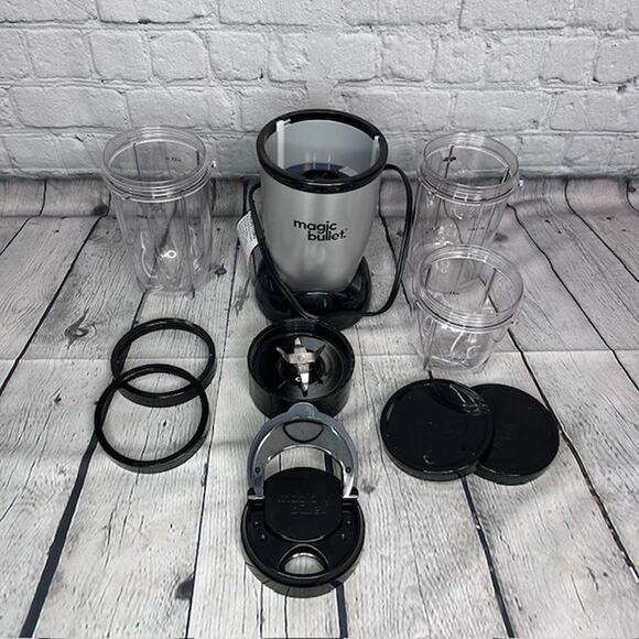 Magic Bullet Blender 10- Piece Black Silver MBR-1101 Base Container Cups Blade - Picture 2 of 5